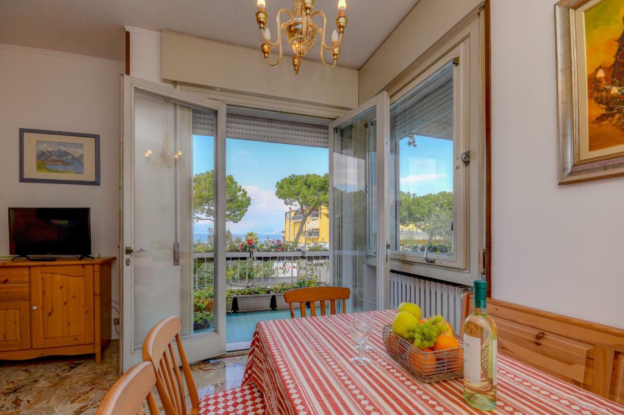 Desenzanoloft Official Partner Marriott Homes & Villas - The Sunflower Front Lake Desenzano del Garda Exterior foto